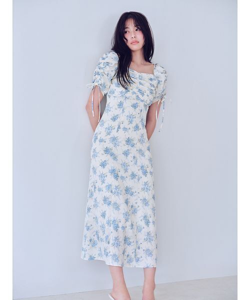 チ*ト様 スナイデル　ROSE collection ROSEプリントワンピース SNIDEL | 【WEB限定/ROSE Collection】ROSEプリントワンピース - Buyee