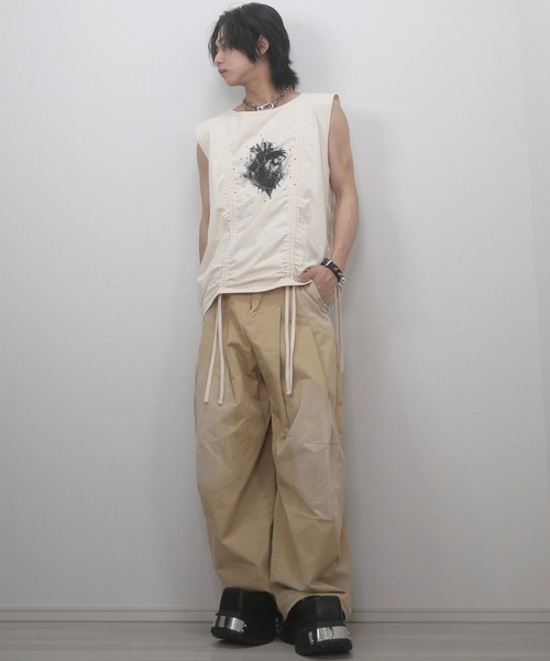 GRANCY シャーリングデザインラインストーングラフィックノースリーブT 4 GRANCY シャーリングデザインラインストーングラフィック