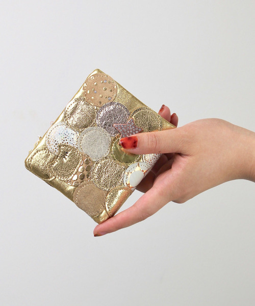 TSUMORI CHISATO CARRY | 新マルチドット 折財布 - Buyee, an Online