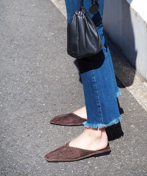 Daniella&GEMMAダニエラアンドジェマ　ステッチモチーフラットサンダル DANIELLA&GEMMA | ステッチモチーフラットサンダル - Buyee, an