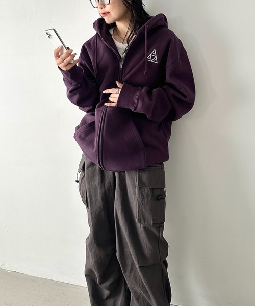 HUF | HUF(ハフ)/トリプルトライアングルロゴ刺繍 オーバーサイズ