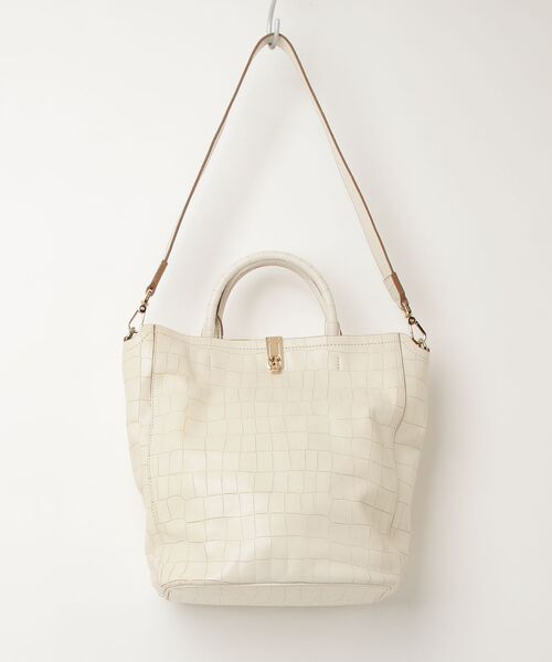 新品未使用 タグ付き SAZABY バッグ ショルダー エートートベージュレザー SAZABY（サザビー） 2WAYバッグ - ベージュ レディース : ZOZOTOWN