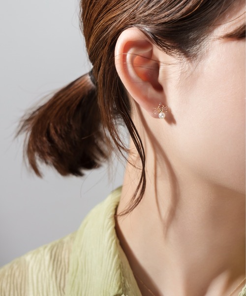クリー・クロシェット ゴールド ピアス ピアス 《ケリー・クロシェット》 | Hermès - エルメス-公式サイト