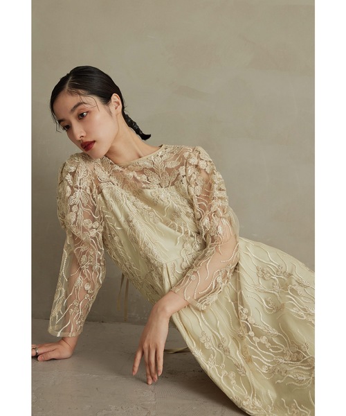 オーガンジーパフスリーブ刺繍レースドレス 結婚式 同窓会