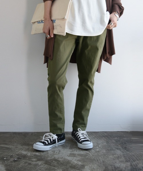 AND IT_ | ストレッチツイルルーズテーパードパンツ - Buyee, an