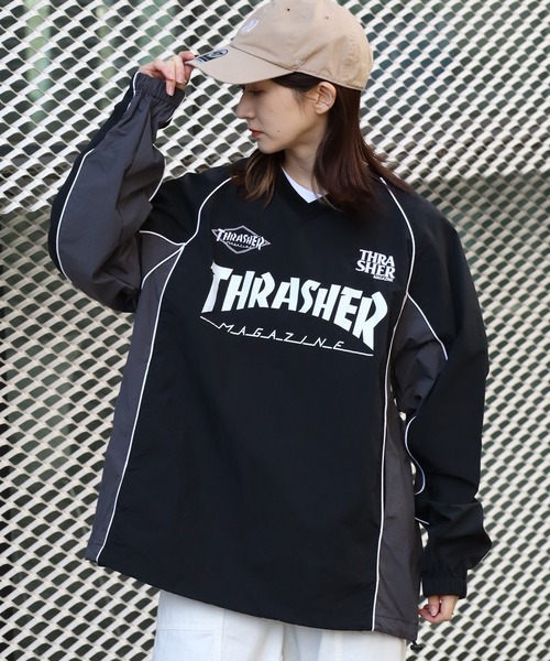 thrasher ナイロン プルオーバー ライトグレー セール】【at】〔THRASHER/スラッシャー〕フロントロゴ刺繍