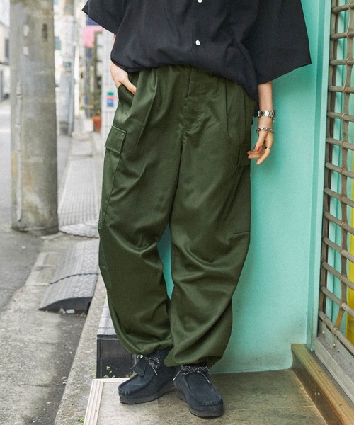 DAN オリーブグリーン カーゴパンツ SURPLUS COMPANY カーゴパンツ オリーブグリーン - メルカリ