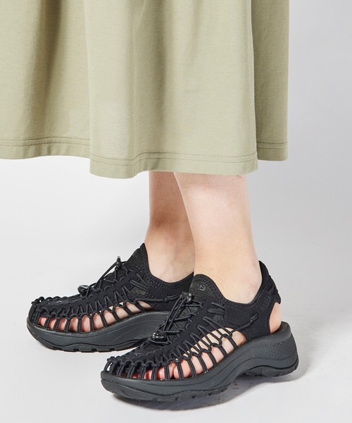 keen UNEEK ASTORIA ユニーク アストリア厚底サンダル 