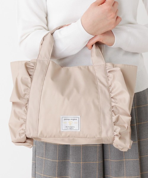 Passage Mignon Flaneur フリルデザイントート Buyee An Online Proxy Shopping Service Shop At Zozotown Bot Online