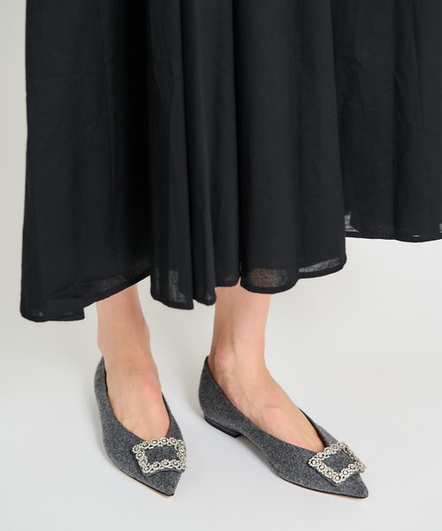 未使用品✨ピッピシック　ビジューバックル　レザーフラットパンプス　黒　36.5 PIPPICHIC(ピッピシック)のVカットビジューパンプス通販 | 集英社HAPPY