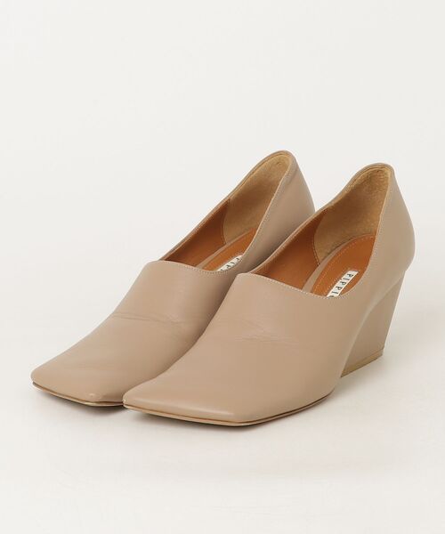 ⭐︎PIPPICHIC ビジュ付きシューズ⭐︎ PIPPICHIC(ピッピシック)のVカットビジューパンプス通販 | 集英社HAPPY