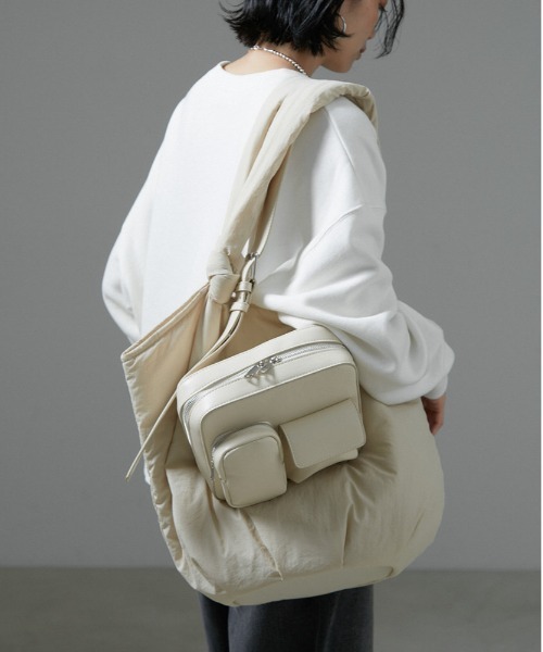 SALON ADAM ET ROPE' | 【WEB限定】パフナイロントートバッグ 4