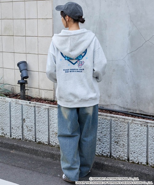 98814979b_b_22_500.jpg