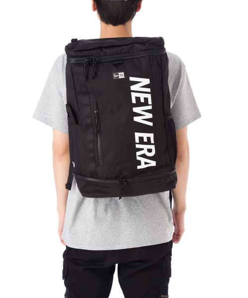 週末セール中☺︎美品！NEW ERA バックパック　32リットル NEW ERA | ニューエラ リュック 32L ボックスパック NEW ERA